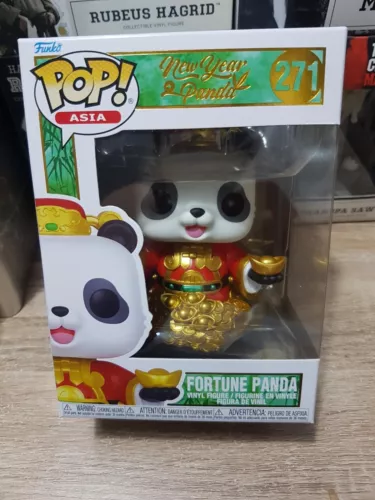 Fortune  Panda #271  - Funko Pop! Asia New Year Panda in pop protector