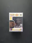 Funko Pop! Basketball Los Angeles Lakers LeBron James Purple #66 + Protector