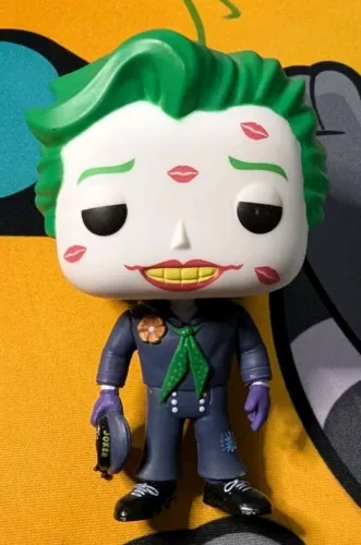 Funko Pop! DC Comics Bombshells #170 The Joker With Kisses Hot Topic Exclusive