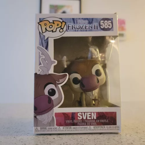 Funko POP! Disney Frozen II Sven Reindeer Figure Vinyl #585 + FREE PROTECTOR