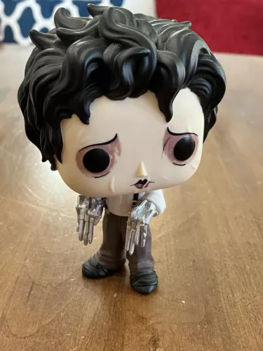 Funko Pop Edward Scissorhands - Edward in Dress Clothes Vinyl Figure # 980 Loose