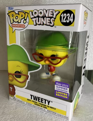 Funko Pop! Looney Tunes Tweety SDCC 2023 (SHARED):  (in Sweater) #1234