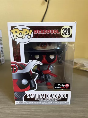 Funko pop!  Marvel #329 Samurai Deadpool GameStop Exclusive Vinyl Figure Sorter