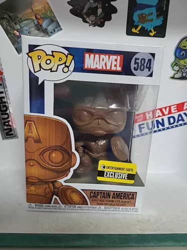 Funko Pop! Marvel Captain America #584 (Entertainment Earth Exc) Vinyl Figure