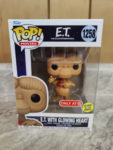 Funko POP! Movies #1258 ET with Glowing Heart E.T. Glow GITD Target damaged