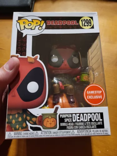 Funko Pop Pumpkin Spice Deadpool # 1299 GAMESTOP EXCLUSIVE READ