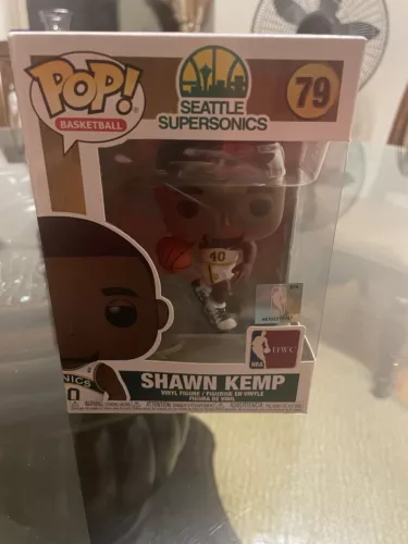 FUNKO POP! SEATTLE SUPERSONICS SHAWN KEMP #79  VAULTED