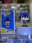 Funko Pop! - Sonic the Hedgehog - Sonic with Emerald  #284