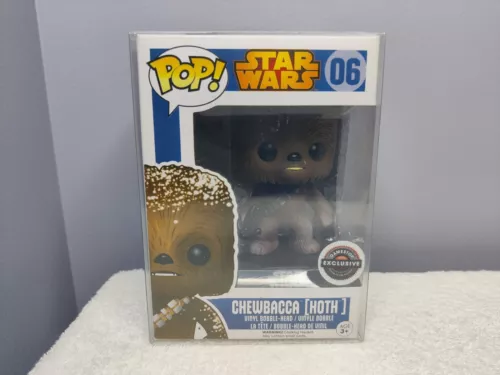 Funko Pop Star Wars Chewbacca Hoth Gamestop Exclusive #06 w/Pop Protector