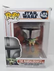 Funko POP Star Wars Mandalorian With The Child 402