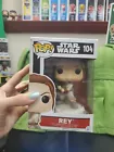 Funko POP! Star Wars - Rey (w/ Lightsaber) #104 The Force Awakens N/m