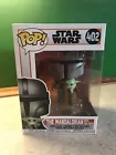 Funko POP! Star Wars - The Mandalorian with The Child #402