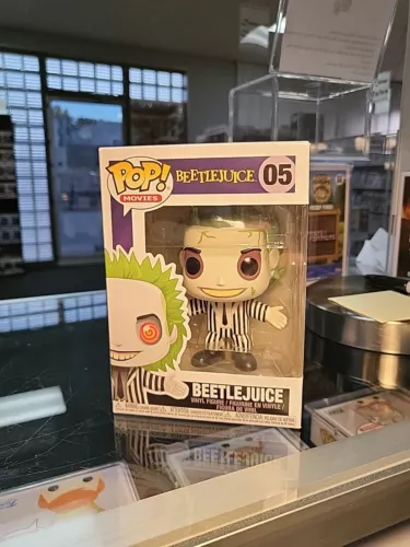 Funko Pop! Vinyl: Beetlejuice - Beetlejuice #05 Ships With Protector