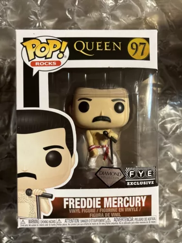 Funko Pop! Vinyl: Freddie Mercury (Diamond) - FYE (Exclusive) #97 With Protector