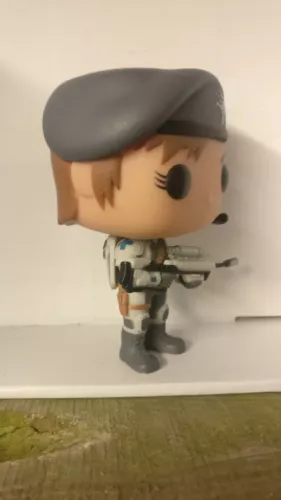 Funko Pop! Vinyl Games Evolve Val #38 out of box