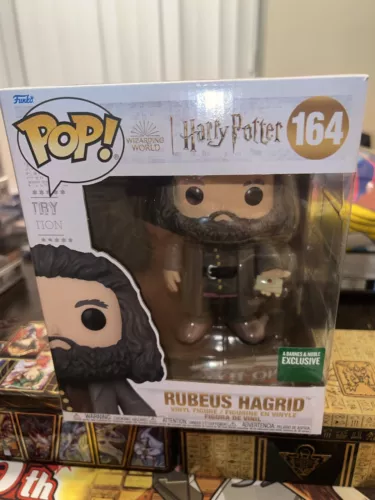 Funko Pop Vinyl! Harry Potter: Rubeus Hagrid! Barnes & Noble Exclusive! #164!