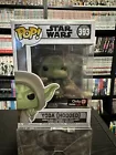 Funko Pop! Vinyl: Star Wars - Yoda (Hooded) Exclusive #393 Ships With Protector