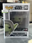 Funko Pop! Vinyl: Star Wars - Yoda (Hooded) Exclusive #393 Ships With Protector