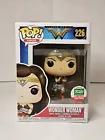 Funko Pop! - Wonder Woman (Gauntlets) - DC - Funko Shop - 226