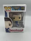 Funko POP! Wonder Woman - Wonder Woman 177: Damaged Box