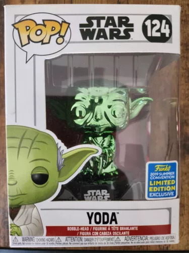 Funko POP Yoda (Green Chrome) #124 Star Wars 2019 Summer Convention Vaulted