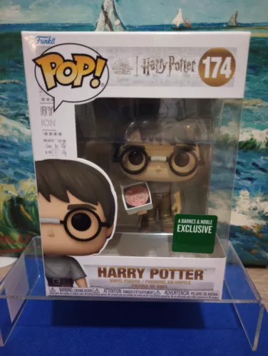 New ListingFunko Pop! Harry Potter with Birthday Cake #174 Barnes & Noble Exclusive RARE