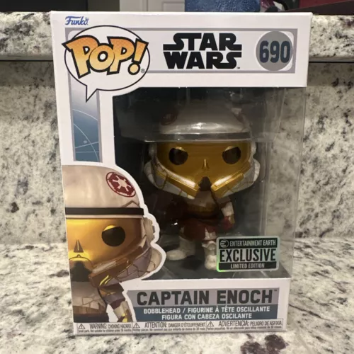 POP 690 Captain Enoch Funko Star Wars Ahsoka Entertainment Earth Limited Edition