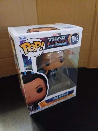 Valkyrie Funko Pop 1042 Thor Love And Thunder Vinyl Figure Marvel Collectable